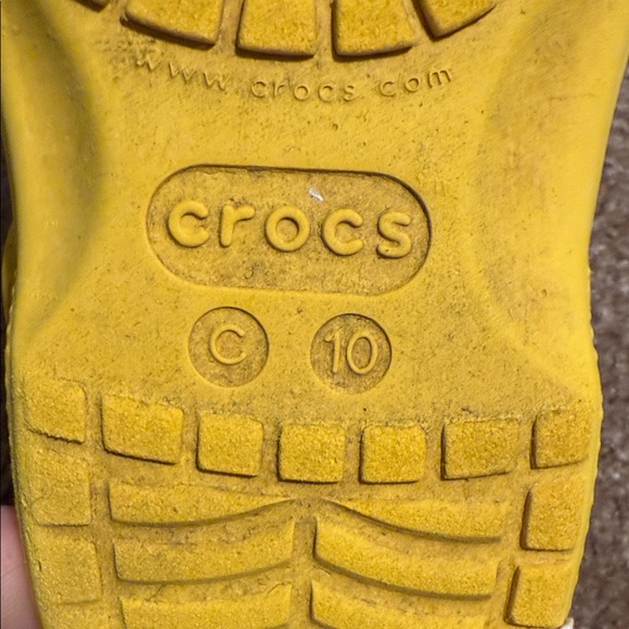 Kids Yellow Crocs - Picture 2 of 10